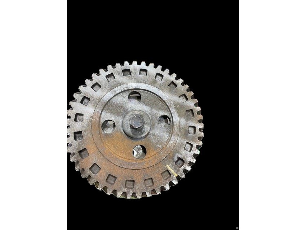 ARBRE À CAMES AVEC PIGNON Z46