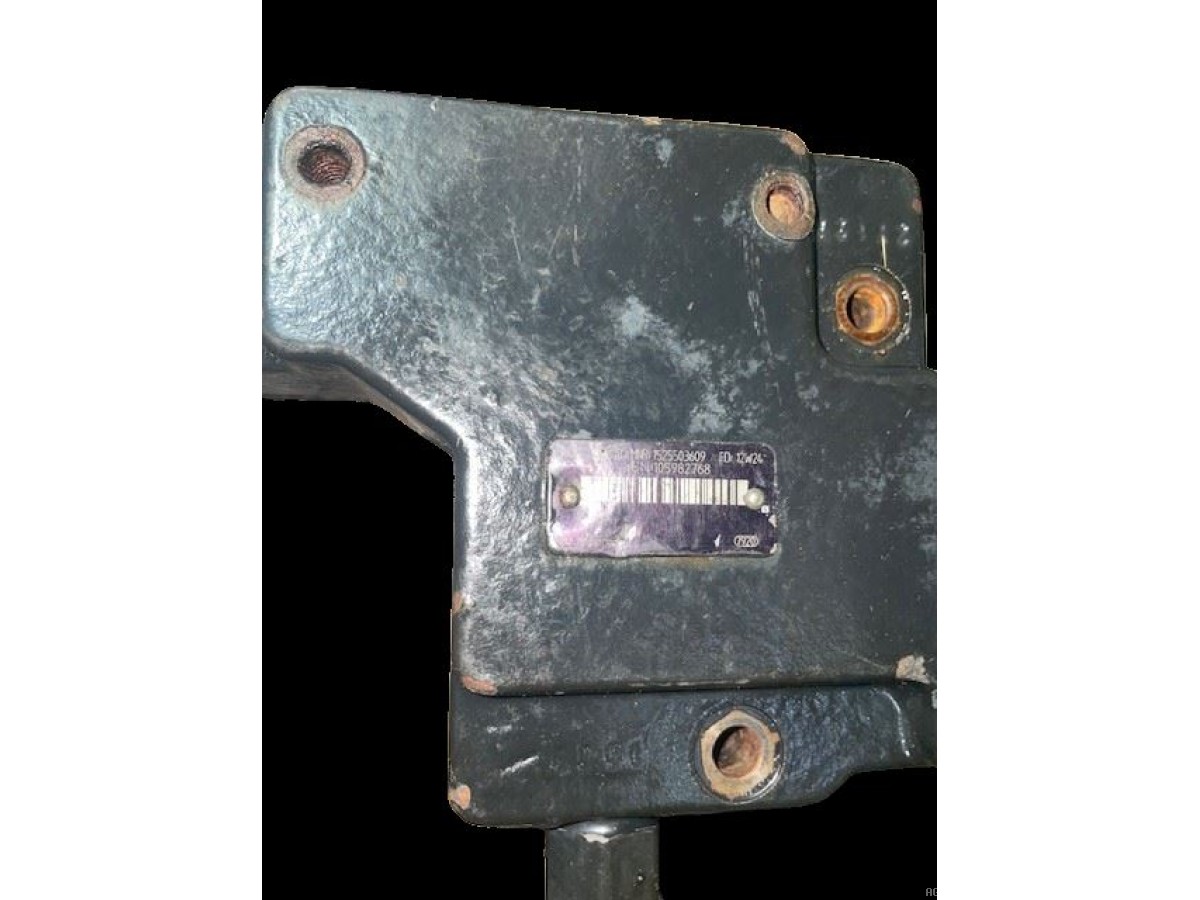 COUVERCLE DE DISTRIBUTEUR HYD