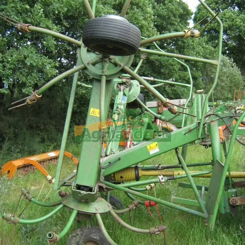 Faneuse Krone 5.5 Pour Pièces