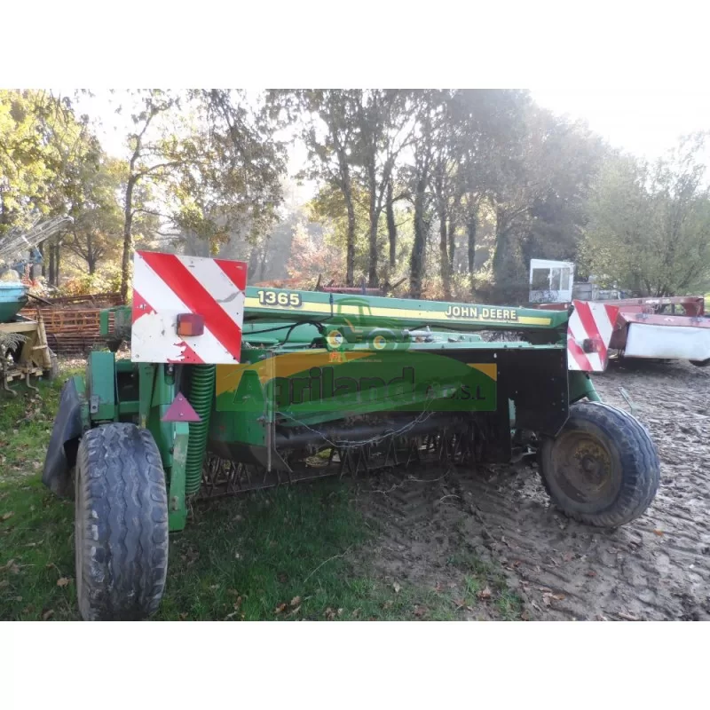 Faucheuse Conditionneuse John Deere 1365 Pour Pieces