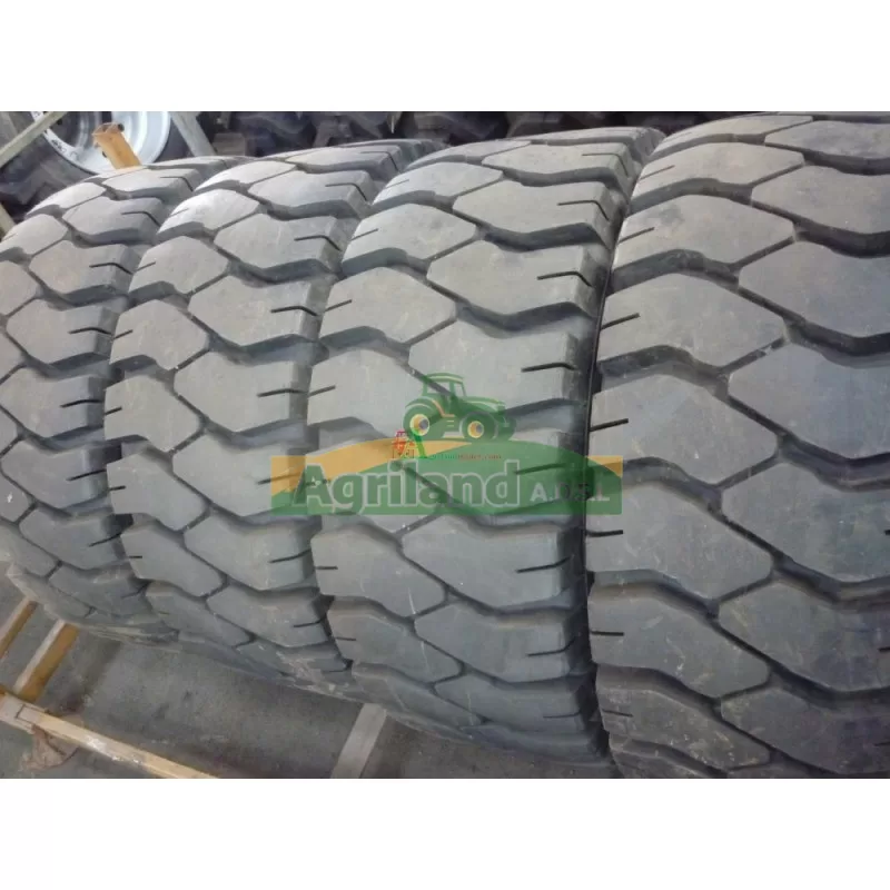 Pneus 300/15 Dunlop/Gfl