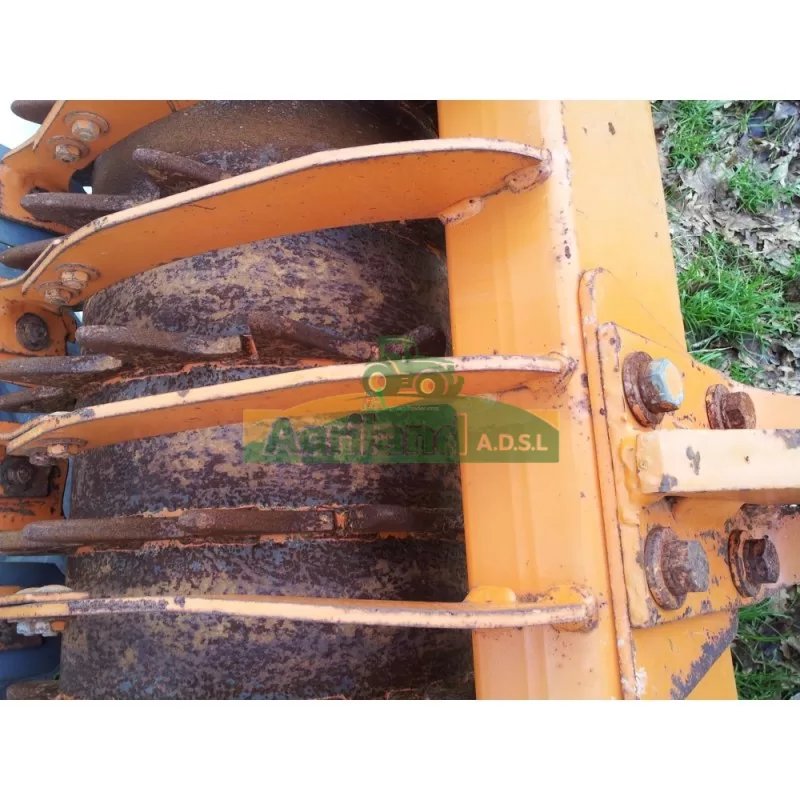 Rouleau Packer Amazone 4M