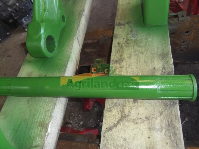 L168344 Arbre De Relevage John Deere