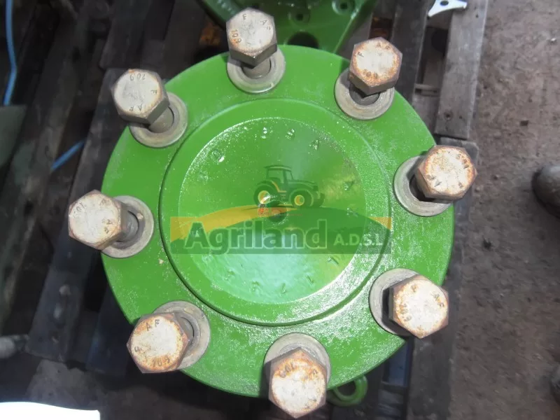 John Deere Half Axle - L176898