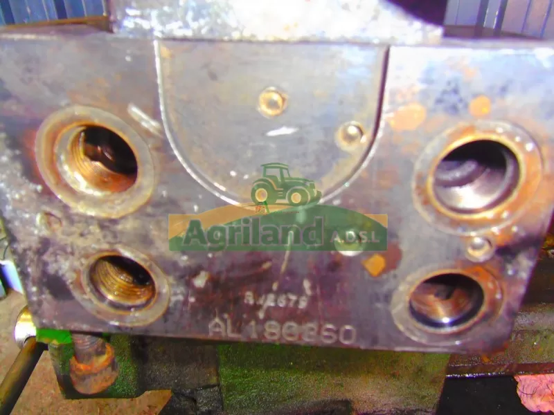 Al180360 Distributeur Pont Avant Tls John Deere