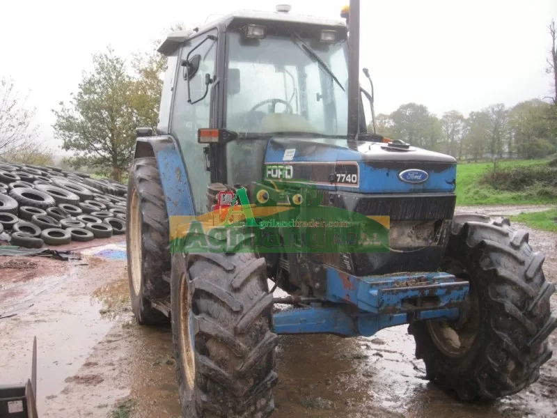 New Holland 7740