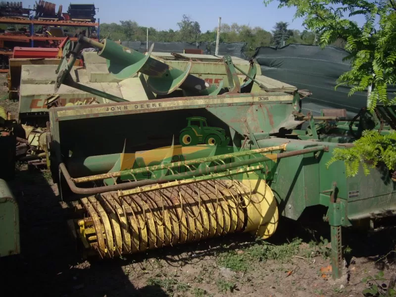Presse Moyenne Densité John Deere 336