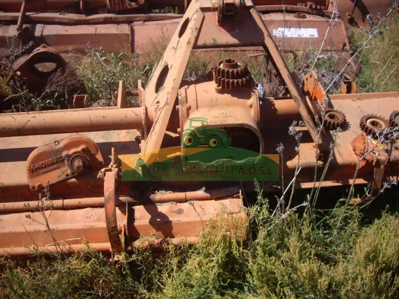 HOWARD Boitier Rotavator Et Differentes Pièces