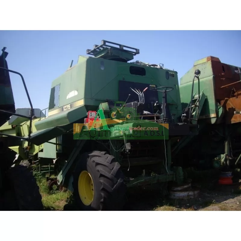JOHN DEERE Pièces Occasion