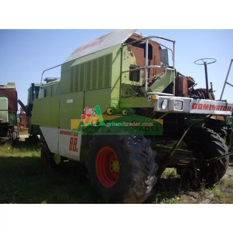 Claas Dominator 88S