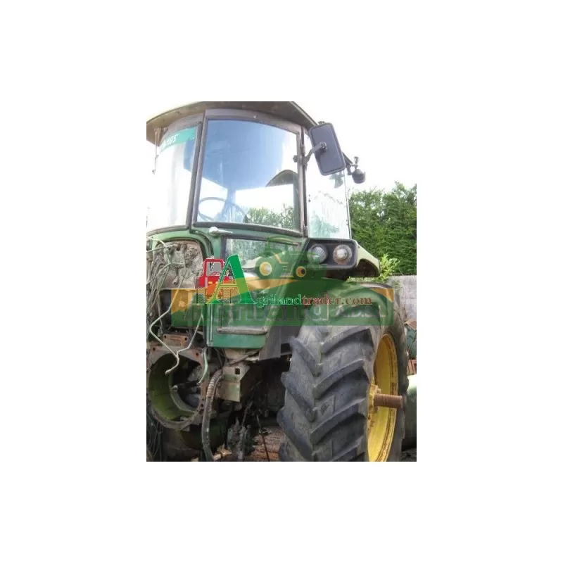 John Deere 4440