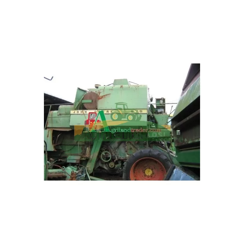 John Deere 975