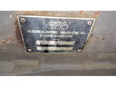 RENAULT 751 4 S 5826 RV 50