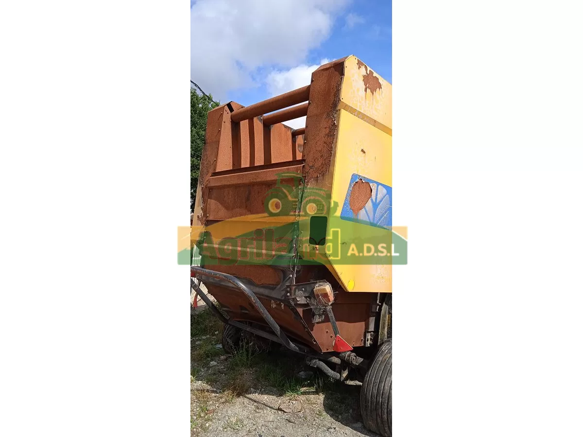 NEW-HOLLAND BR 750