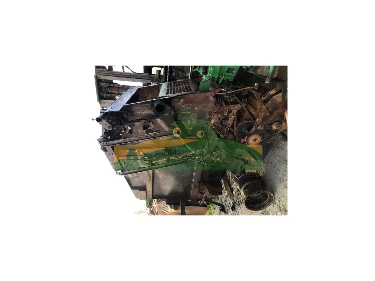 JOHN DEERE 864