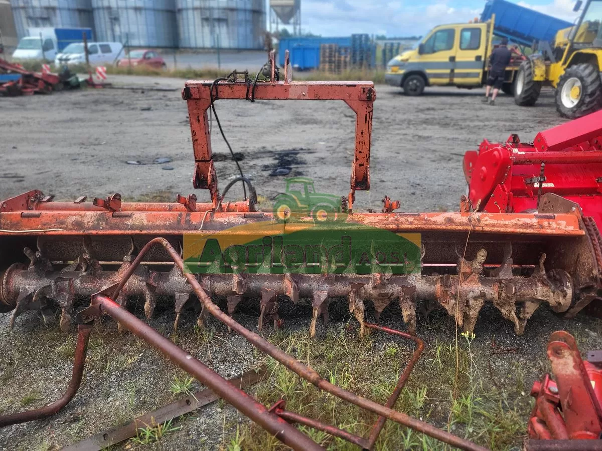 HOWARD  HR 42 305 D