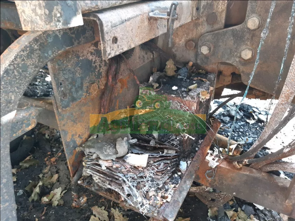 JOHN DEERE 3410 5954 WM 56