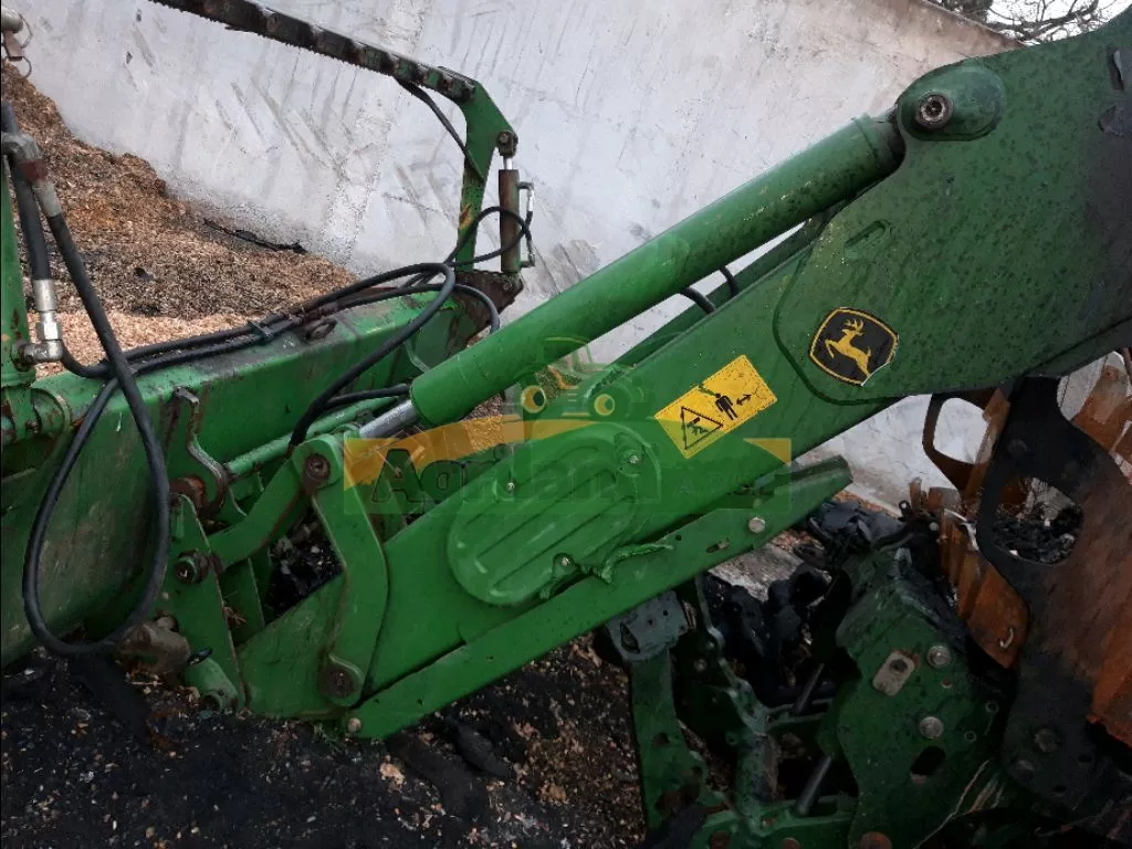 JOHN DEERE 6230  CE-664-AJ
