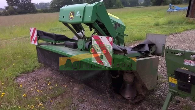 JOHN DEERE 131
