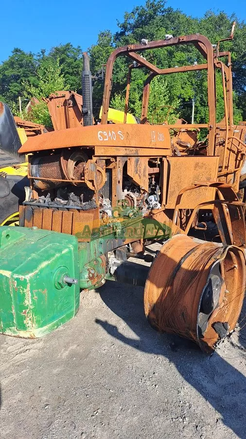 JOHN DEERE 6910 S 8937 QG 33
