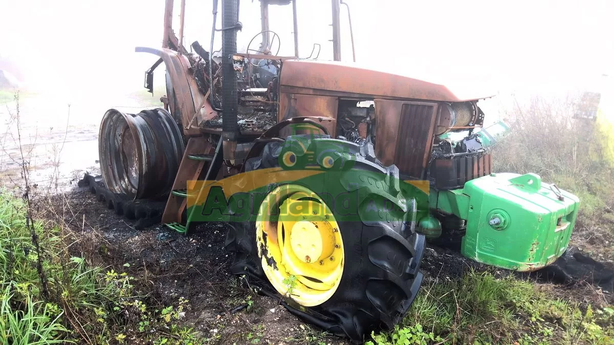 JOHN DEERE 6910 S 8937 QG 33