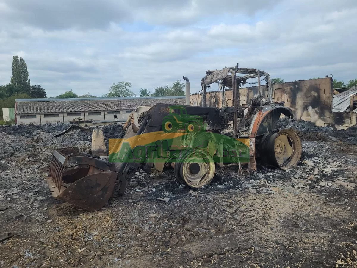 JOHN DEERE 6120 M FD-786-RF