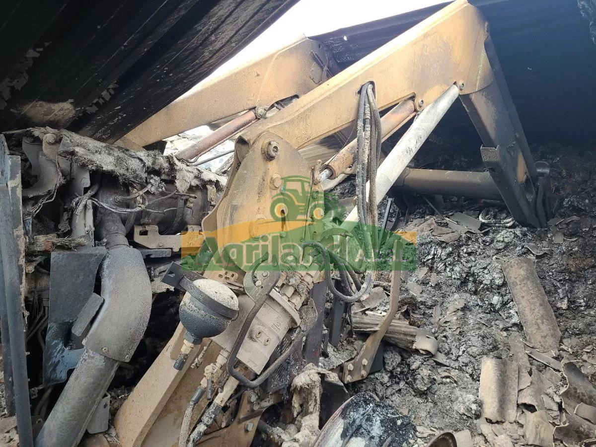 JOHN DEERE 5090 M FC-954-EC