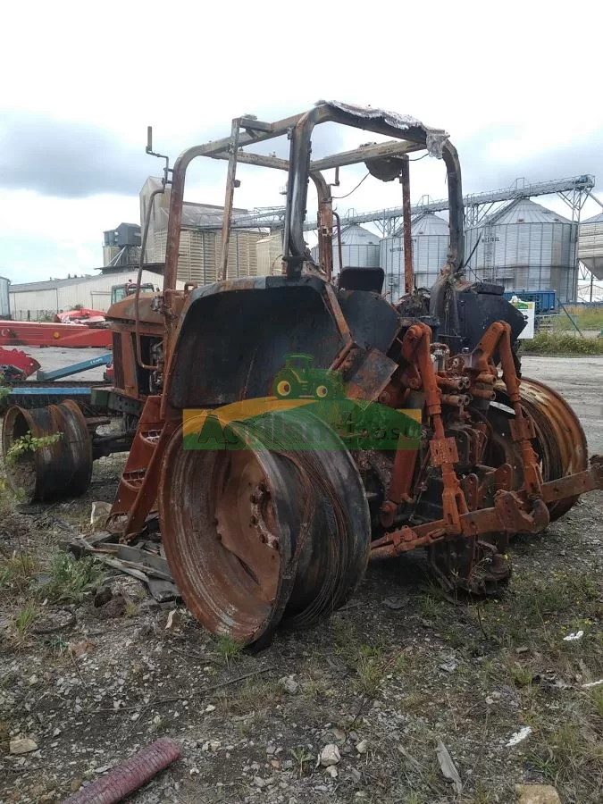 JOHN DEERE 6910 - 4RM 8855 VQ 50