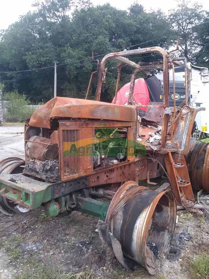 JOHN DEERE 6910 - 4RM 8855 VQ 50