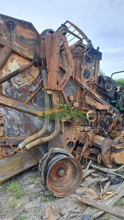 MC HALE V 640 EM-255-KG