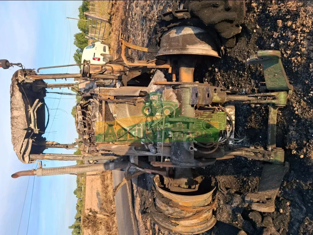 JOHN DEERE 6630 PREMIUM AX 765 EJ