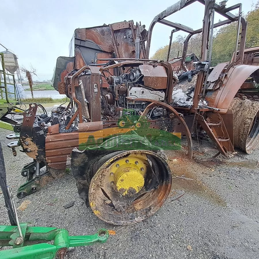 JOHN DEERE 6630 PREMIUM AX 765 EJ